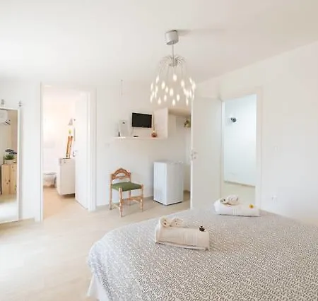 Bed & Breakfast Like At