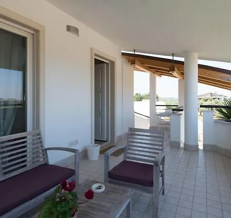 Couette-café Like At 3*