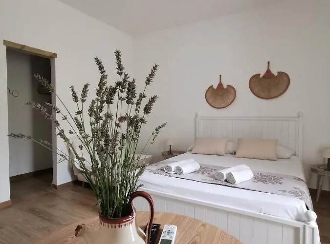 Bed & Breakfast Like At